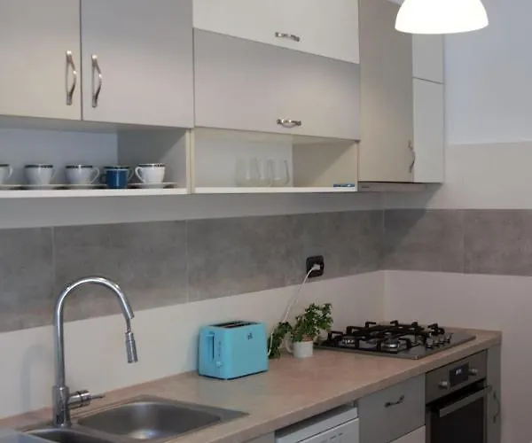 Apartment Casa Cu Tei